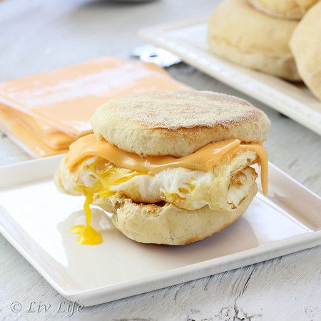 Liv Life: Egg Cheese Muffin - Breakfast Sandwich with Homemade English Muffins and Kraft Singles Cheese Muffin, Muffin Breakfast, Kraft Singles, Homemade English Muffins, Egg Mcmuffin, Breakfast Muffin, Best Sandwich Recipes, Cheese Breakfast, Egg Cheese