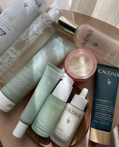 Fresh Skincare Aesthetic, Caudalie Skincare Aesthetic, French Skincare Aesthetic, Cute Skincare Aesthetic, Caudalie Aesthetic, Skincare Aesthetic Products, Asthetic Skincare, Skin Care Products Aesthetic, Skincare Products Aesthetic