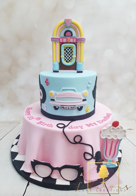 Sock Hop Cake Ideas, 50s Themed Birthday Cake, 50s Themed Cake, 50s Birthday Cake, Grease Cake, Diner Cake, Grease Themed Parties, Grease Theme, Grease Party