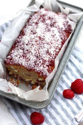 raspberry-coconut-loaf-cake-recipe-jam-british-bake-off Raspberry Loaf Cake, Raspberry Loaf, Berry Cakes, Coconut Loaf Cake, Coconut Loaf, Loaf Cake Recipes, Loaf Cakes, Sponge Cakes, Raspberry Coconut