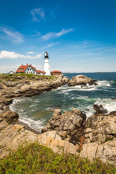 Portland Head Lighthouse Maine, Portland Maine Lighthouse, Maine Landscape, Travel Maine, Portland Head Lighthouse, Lighthouse Maine, Cape Elizabeth Maine, New England Coast, Maine Photography