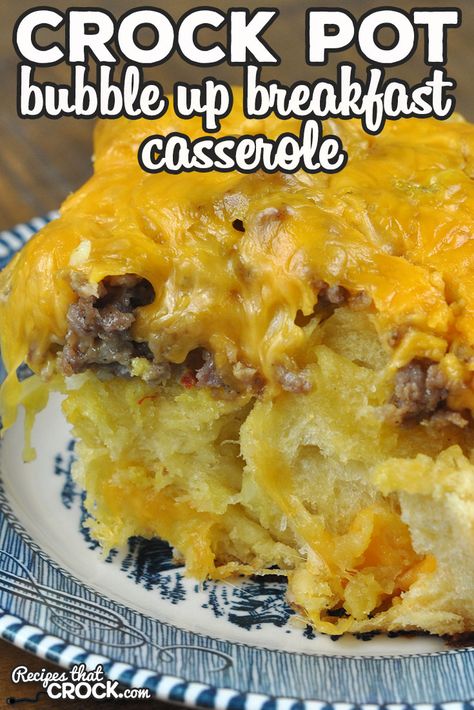 Breakfast In Crockpot, Overnight Crockpot Breakfast, Crock Pot Breakfast Casserole, Crock Pot Breakfast, Breakfast Crockpot, Cheesy Breakfast Casserole, Casserole Crockpot, Breakfast Casserole With Biscuits, Slow Cooker Breakfast Casserole