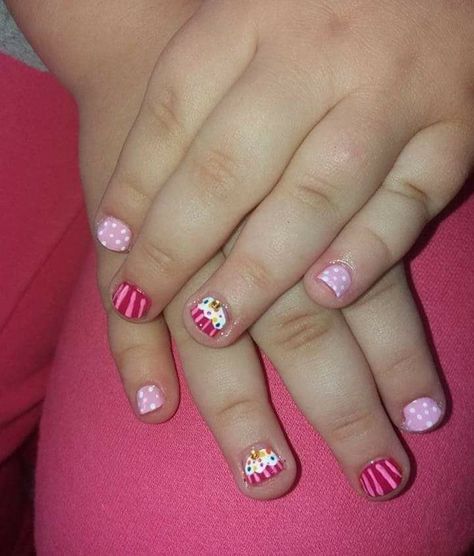 Toddler Nails Designs Kids, Toddler Nail Designs, Toddler Nails, Princess Nail Designs, Kids Nail Designs, Girls Nail Designs, Magic Nails, Girl Nails