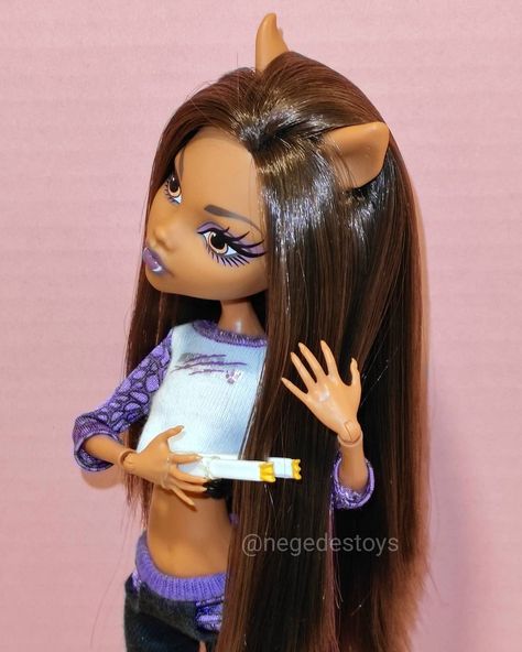 Clawdeen Wolf Repaint, Infp Vibes, Niche Interests, Mh Dolls, Toy Brands, Clawdeen Wolf, Moster High, Monster High Doll, Monster High Dolls