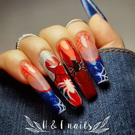 #spiderman #spider #telaraña #nailart Spiderman Themed Nails, Nails Spider, Marvel Nails, Man Nails, Rave Nails, Cartoon Nails, Unghie Nail Art, Nail Idea, Hello Kitty Collection