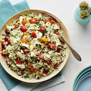 Feta Rice, Rice With Tomatoes, Herbed Rice, Tomatoes And Feta, Cherry Tomato Recipes, Caprese Salad Recipe, Bbq Side Dishes, Cherry Tomato Pasta, Feta Recipes