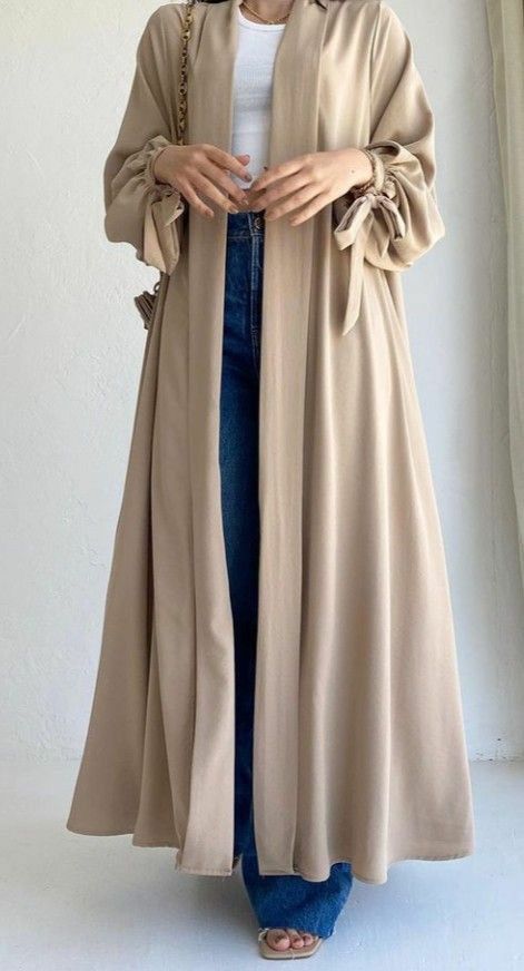 New Trends 2023, Estilo Hijab, Mode Kimono, Blouse Casual Fashion, Modest Fashion Hijab, Muslim Fashion Hijab Outfits, Fashion Top Outfits, Mode Abaya, Modest Dresses Casual