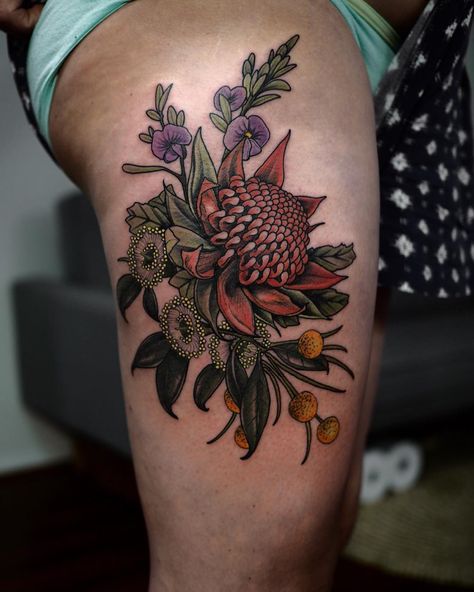 Sophia Baughan on Instagram: “Waratah, billy button, mountain hovea and snow gums for Rochell! Big combo. Thankyou for coming in :)” Waratah Tattoo, Watercolour Invitations, Body Markings, Lower Belly Tattoos, Flower And Animal, Lower Stomach Tattoos, Australian Tattoo, Belly Tattoos, Native Tattoos