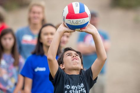 Get ready for Fall Volleyball! USYVL provides every child between the ages of 7 and 15 a chance to learn and play volleyball in a fun, safe, supervised environment. #kids #volleyball #kidssports #sacramento Fall Volleyball, Volleyball Boys, Kids Volleyball, Youth Volleyball, Playing Volleyball, Learn And Play, Play Volleyball, Get Ready For Fall, Ready For Fall