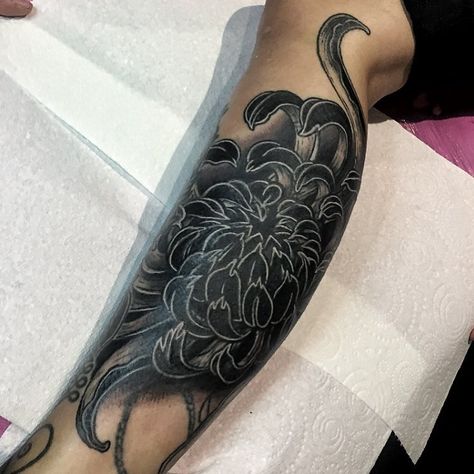 Progress on a cover-up, needs one more small session #tattoo #blacktattoo #blackwork #girlswithtattoos #chrysanthemumtattoo… Color Over Black Tattoo Cover Up, Wide Tattoo Cover Up, Large Black Tattoo Cover Up, Large Tattoo Cover Up Ideas, Chrysanthemum Tattoo Cover Up, Tattoos With Lots Of Shading, Large Coverup Tattoo, Big Tattoo Cover Up Ideas Black, Text Tattoo Cover Up