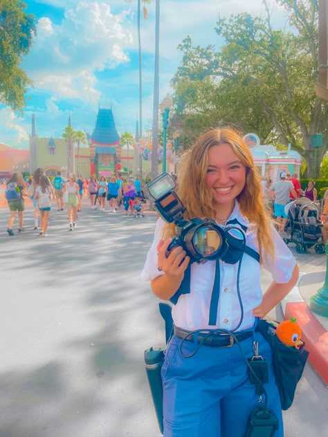 Working At Disney Aesthetic, Disney Cast Member Aesthetic, Working At Disney, Disney University, Disney Fits, Disney College, Disney Adult, Disney College Program, Disney Cast Member