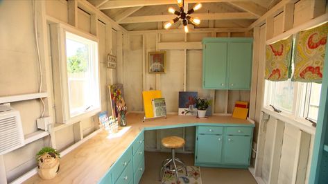 She Shed Interior Makeover - Exmark's Backyard Life She Shed Shelving Ideas, Small Craft Shed, 10x16 Shed Interior Ideas, Shed Studio Ideas, Shed Craft Room Ideas, Craft Shed Interior, She Shed Office Work Spaces, Craft Shed Interior Ideas, She Shed Ideas Interior Small Spaces