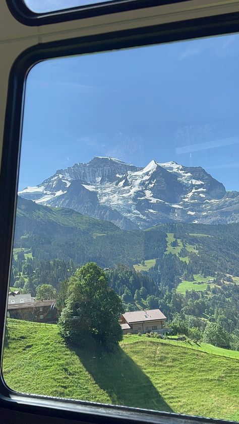 #switzerland #swiss #travel #train #swisstrain #landscape #fyp #nature Switzerland Train, Travel Train, Swiss Travel, Switzerland Travel, Train Rides, Switzerland, Greece, Train, Green