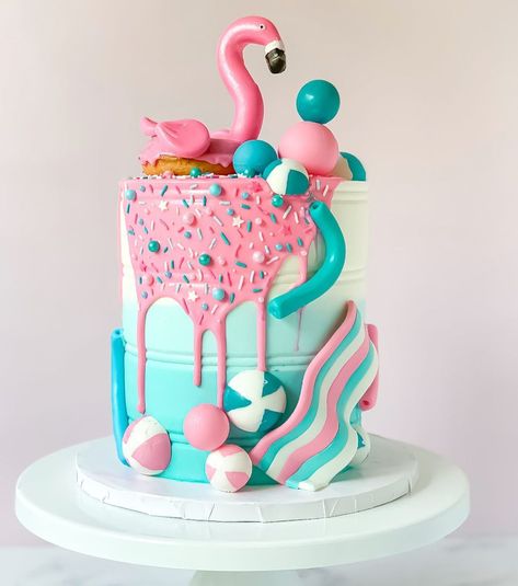 Pool Birthday Cakes, Tropical Birthday Cake, Flamingo Birthday Cake, Flamingo Pool Parties, Pool Party Cakes, Pool Cake, Cardboard Costume, Pool Party Kids, Flamingo Cake