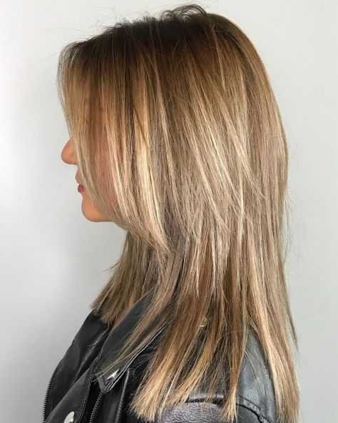 Long Blonde Hair Cuts, Straight Layered Hair, Blonde Highlight, Classy Hairstyles, Bleach Blonde, Penteado Cabelo Curto, Long Blonde, Long Layered Hair, Haircuts For Fine Hair