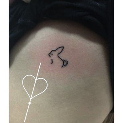 Hase Tattoos, Cute Animal Friends, Minimalist Tattoo Meaning, Bunny Tattoo, Tattoo Cute, Typography Tattoo, Bunny Tattoos, Rabbit Tattoos, Delicate Tattoo