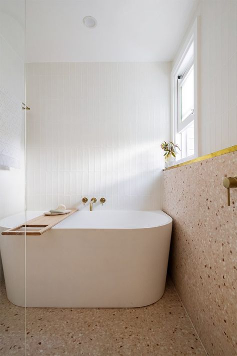 Freestanding_bath Pink Terrazzo Bathroom, Pink Terrazzo Floor, Terrazzo Tile Bathroom, Pink Terrazzo Tile, Terrazzo Pink, Latest Bathroom Trends, Pink Bathrooms, Terrazzo Bathroom, Beach House Renovation