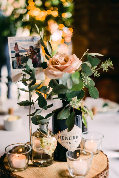 Gin Wedding, Table Decoration Ideas, Wedding Centrepiece, Barn Wedding Inspiration, Pub Wedding, Green Centerpieces, Hendricks Gin, Wedding Table Decoration, Best Barns