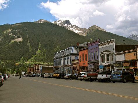 If you long for a simpler time when small business was king and streets were lined in brick, you will love these 11 charming old town districts in Colorado. Silverton Colorado, Colorado Towns, Durango Colorado, Living In Colorado, Train Tour, Ski Town, Grand Lake, Colorado Travel, Lake Pictures