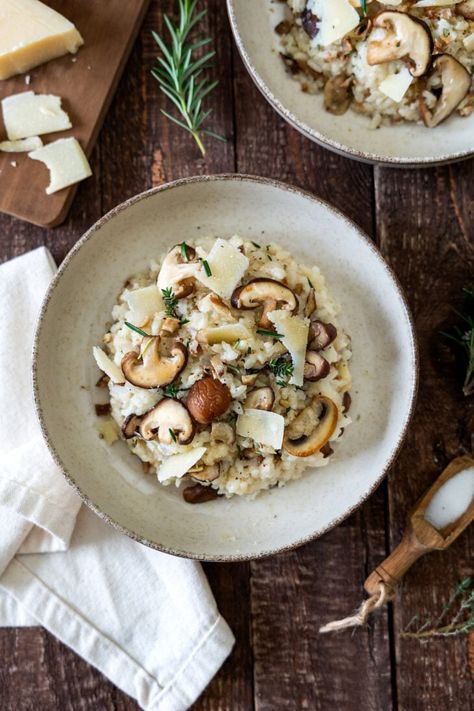 Cozy Autumn Food, Chestnut Risotto, Mushroom Vegetable, How To Make Risotto, Olive Oil Butter, Comfort Desserts, Autumn Recipes, Mushroom Risotto, Risotto Recipes