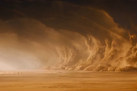 Before and After Pics Showcase the Practical Effects and Computer Sorcery Behind Mad Max: Fury Road Kino Box, Practical Effects, Dark Sun, Prince Of Egypt, Dust Storm, Mad Max Fury, Mad Max Fury Road, Fury Road, المملكة العربية السعودية