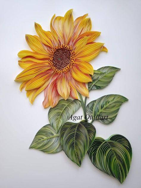 Quilling Flowers Tutorial, Quill Art, Quilling Flower Designs, Paper Quilling Flowers, Paper Quilling Patterns, Quilling Tutorial, Paper Plants, Quilling Flowers, Quilling Paper Craft