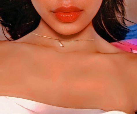 Aesthetic Heart Shaped Lips, Pouty Lips, Full Lips, Beauty Standards, Video Image, Heart Shape, Heart Shapes, Lips, Makeup