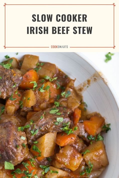 Slow Cooker Irish Beef Stew, Irish Beef Stew Recipe, Student Meals, Stew Crockpot, Irish Beef Stew, Irish Beef, Carrots Potatoes, Dairy Free Soup, Winter Meals