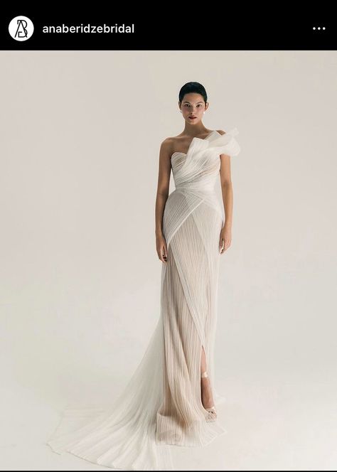 Minimal Wedding Dress Minimalist, Dainty Wedding Dress, Aesthetic Wedding Dress, Minimal Wedding Dress, Bride Dress Simple, Sage Green Dress, Wedding Aesthetic, Minimalist Dresses, Dress Simple