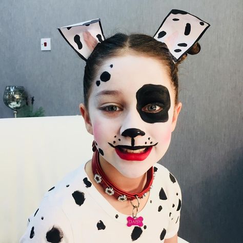 Dalmation Puppy Makeup, Dalmatian Halloween Makeup Women, Dalmatian Puppy Face Paint, 101 Dalmations Face Makeup, Dalmation Face Paint Kids, Dog Makeup Kids, Dalmatian Makeup Halloween, Dalmatian Puppy Makeup, Dalmatian Face Paint Kids