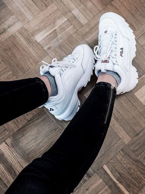 10 Hottest White Trainers To Sport RN - Society19 UK Fila Disruptor Ii Outfit, Cake Designs For Twins, Fila Disruptor Outfit, Filas Disruptor, Fila Shoes Outfit, Chunky Sneakers Outfit, Fila Outfit, Baby Shower Cake Designs, Fila Disruptor Ii