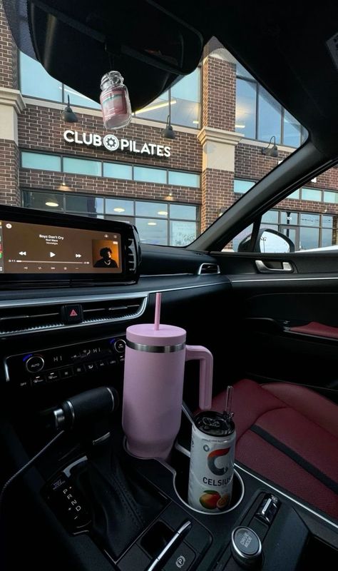 Club Pilates, Girly Car Accessories, Coffee Smoothie, Girly Car, Life Vision Board, Car Goals, Cute Car Accessories, Stanley Quencher, Luxury Lifestyle Dreams