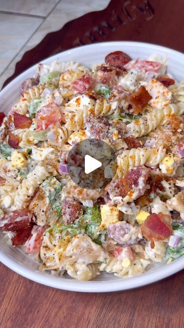 Pasta Plates Ideas, Cobb Pasta Salad Recipe, Creamy Cobb Pasta Salad, Chicken Cobb Pasta Salad, Bigback Food, Cobb Pasta Salad, Chicken And Pasta Salad, Pasta Chicken Salad, Best Pasta Salad Recipe