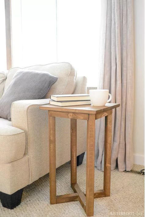 Making Drawers, Diy End Table, End Table Plans, Crate Side Table, Unique End Tables, Bedroom Design Diy, Diy Home Decor For Apartments, Rustic End Tables, Mid Century Side Table