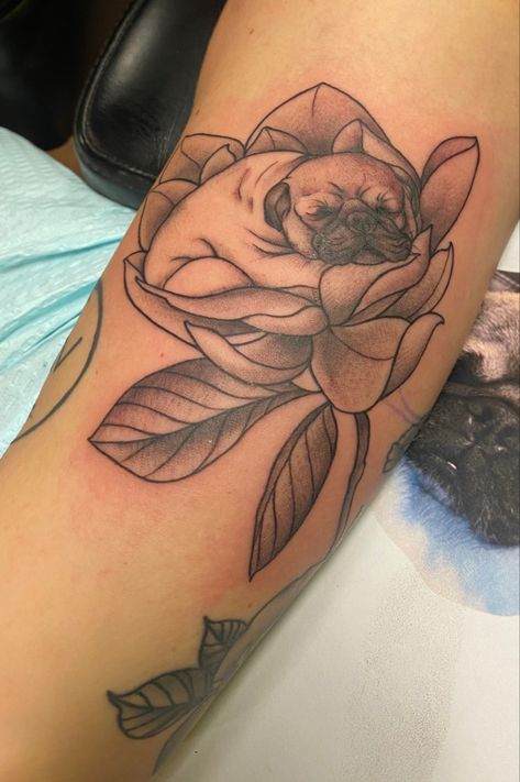 Pug Portrait Tattoo, Pug Flower Tattoo, Puggle Tattoo Ideas, Pug Tatoos, Pitbull Memorial Tattoo, Black Pug Tattoo, Pug Memorial Tattoo, Pug Outline Tattoo, Pug Ears Tattoo