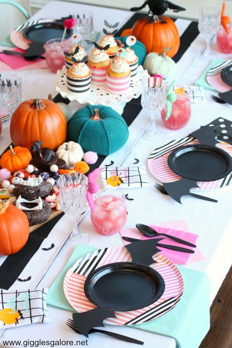 Whether you are planning a play date with friends or simply planning a special family dinner you can make it feel extra special with this colorful family-friendly Batty for You Halloween celebration. #halloween #cricut #cricutmade #partyideas #party #halloweenparty Bee Fingerprint, Backyard Bonfire Party, Halloween Dinner Party, Woodland Christmas Tree, Fall Backyard, Backyard Bonfire, Bonfire Party, Halloween Party Dinner, Diy Back To School