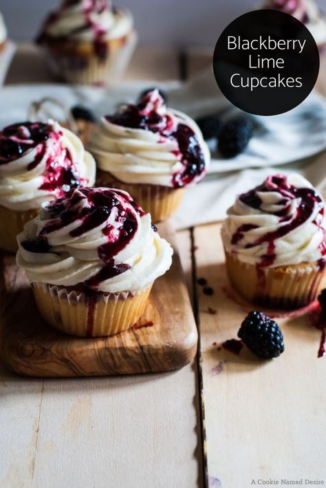 As delicious as they are beautiful, these blackberry lime cupcakes are everything #cupcakes #blackberry Lime Frosting, Baking With Grandma, Lime Cupcakes, Swirl Cupcakes, Moist Cupcakes, Fancy Cupcakes, Best New Recipes, Blackberry Jam, Easy Cupcakes