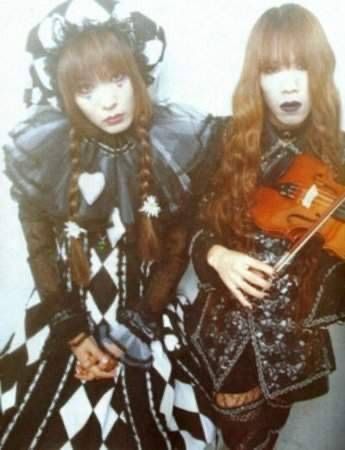 Versailles Philharmonic Quintet, Visual Kei Fashion, Oshare Kei, Kamijo, Kei Fashion, Dir En Grey, Fashion D, Post Punk, Visual Kei