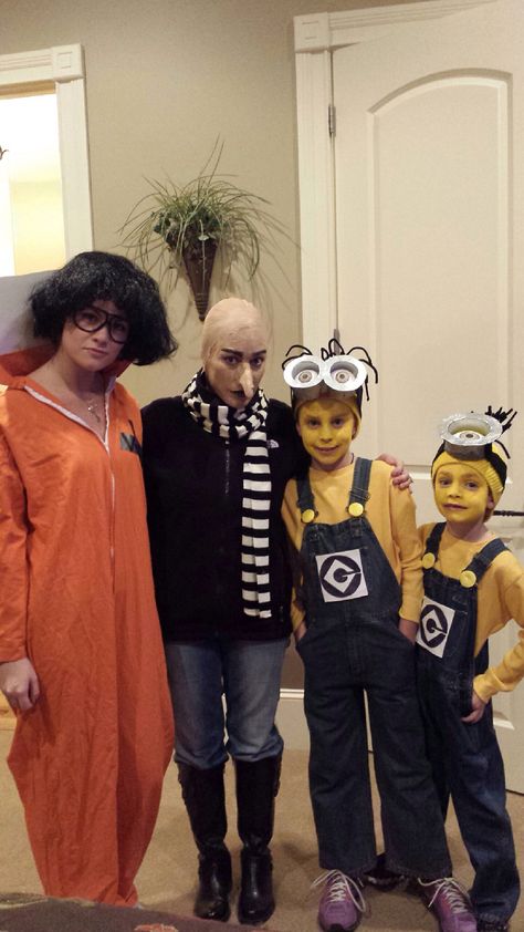 Vector, Gru & minions take a night off from crime & destruction!! Minions And Gru Halloween Costume, Vector And Gru Halloween Costume, Grew And Minions Costume, Gru Costume Men, Vector Costume, Gru And Vector Costumes, Gru Vector And Minion Costume, Vector Costume Despicable Me, Minion Gru And Vector Costume