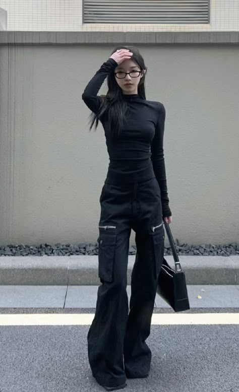 Korean Grunge Aesthetic, Acubi Club, Chinese Douyin, Korean Grunge, Korean Fashion Grunge, Fairy Grunge Style, Aesthetics Outfits, 00s Mode, Grunge Aesthetics