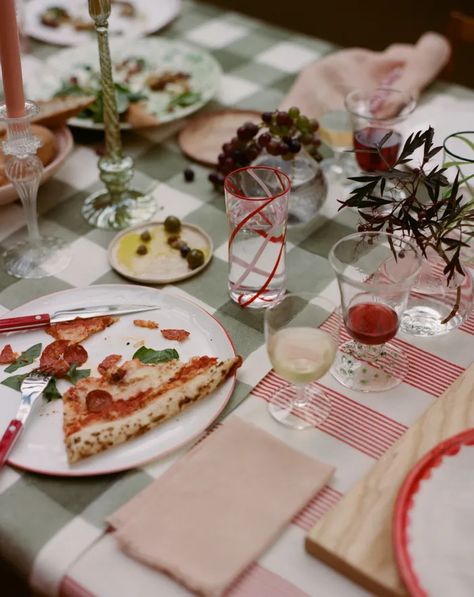 beetroot and Gorgonzola tart Gorgonzola Tart, Gingham Tablecloth, Winter Fruit, Baking With Honey, Family Cookbook, Green Gingham, Supper Club, Candle Dinner, Birthday Dinners