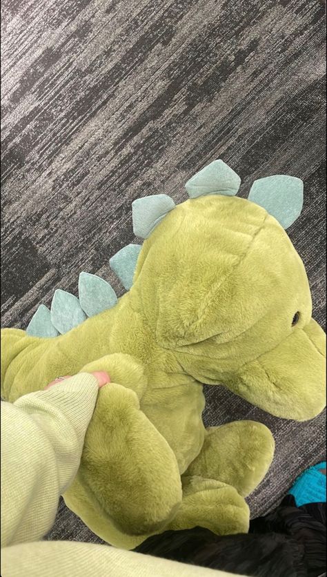 Dino Plushies, Dino Stuffed Animal, Dinosaur Plushies, Dino Plushie, Dinosaur Plushie, Stuffed Dinosaur, Perjalanan Kota, Fall Halloween Decor, Bullet Journal Doodles