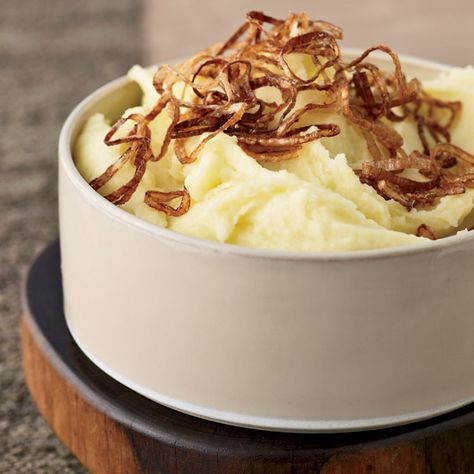 Thanksgiving Mashed Potatoes Recipe, Mashed Potatoes Thanksgiving, Shallot Recipes, Fluffy Mashed Potatoes, Crispy Shallots, Mashed Potato Recipes, Potato Sides, Potato Side Dishes, Creamy Mashed Potatoes