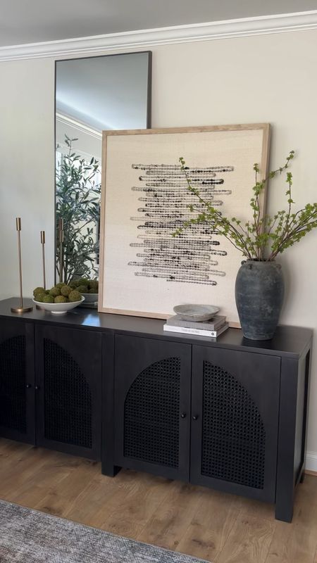 Black And Oak Living Room, Living Room Styles, Side Table Decor, Home Garden Design, Cabinet Decor, Mood Board Design, Round Coffee Table, Entryway Decor, Refinishing Furniture