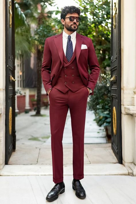 Unveil a world of refinement with our Wine Red Wonder Bordeaux Slim-Fit Suit 3-Piece. Crafted with precision and featuring a captivating bordeaux hue, this ensemble captures attention with its timeless appeal. The slim-fit design offers a contemporary silhouette, allowing you to make a bold statement wherever you go.  #singlebreasted #bordeaux #stripedsuit #suit #suits #slimfit #menstyle #menfashion #fashioninspo #formalwear #menclothing #formalattire Bow Tie Suit, Modern Fit Suit, Suit Styles, Suit Stores, Slim Fit Suit Men, Tuxedo Blazer, Slim Fit Suits, Slim Fit Suit, Men's Suit