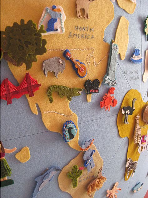 AMAZING FELT WORLD MAP World Map Crafts, Diy Montessori, Kids World Map, Map Crafts, Maps For Kids, Montessori Ideas, Felt Books, Felt Diy, Felt Toys