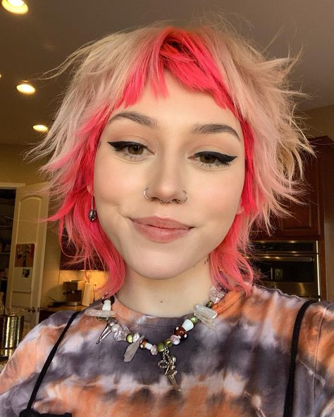 Kailee Morgue, Baddie Hair, Punk Hair, Haircut And Color, Mullet Hairstyle, Hair Dye Colors, Hair Reference, Cut My Hair, Bob Haircuts