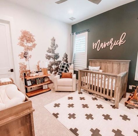 31 Best Ideas for a Woodland Nursery Theme - Chaylor & Mads Little Boy Nursery, Nursery Set Up, Woodland Nursery Bedding, Woodland Baby Nursery, Nursery Theme Ideas, Woodland Crib Bedding, Woodland Themed Nursery, Forest Animal Nursery, Boy Nursery Themes