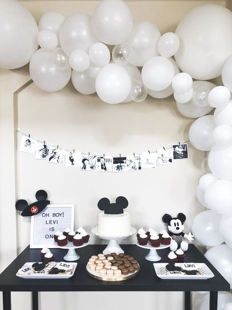 2 Year Birthday Theme Boy Disney, One Mickey Mouse Birthday, Mickey Mouse Birthday Simple, Modern Disney Birthday Party, Aesthetic Mickey Mouse Birthday Party, Homemade Mickey Mouse Cake, Modern Mickey Birthday Party, Simple Mickey Mouse Party, Minimalist Mickey Mouse Birthday