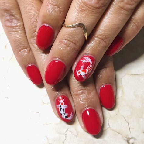 Nails Inspired By Japan, Nails With Fish Design, Nails For Japan Trip, Koi Nail Art, Nail Art Fish, Koi Fish Nail Art, Coy Fish Nails, Japan Nails Design, Koi Nails